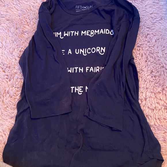 dark blue graphic shirt - Picture 2 of 4